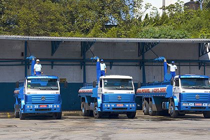 Abastecimento de água por caminhão pipa